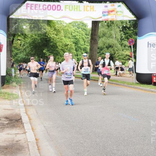 29.06.2025 - hella hamburg halbmarathon MichiJ http://msf.ph/oto/8384348 29.06.2025 10:47:06 Zwischen KM18-KM19 2167, 3169, 3698, 5347, 8749, 11623, 12761, 13583, 13589, 15733 meine-sportfotos.de