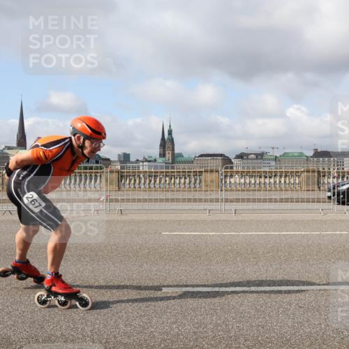 29.06.2025 - hella hamburg halbmarathon Lena Gebhardt http://msf.ph/oto/8384385 29.06.2025 08:52:41 Lombardsbrücke 267 meine-sportfotos.de