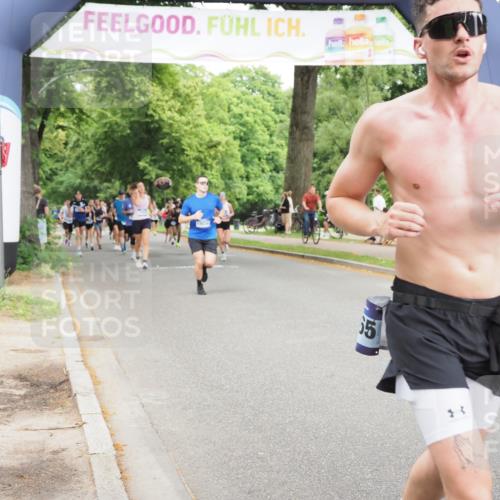 29.06.2025 - hella hamburg halbmarathon MichiJ http://msf.ph/oto/8384573 29.06.2025 10:47:09 Zwischen KM18-KM19 2167, 5272, 8749, 13583, 13589, 14902, 14965, 18551 meine-sportfotos.de