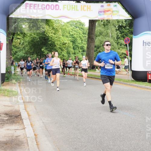 29.06.2025 - hella hamburg halbmarathon MichiJ http://msf.ph/oto/8384735 29.06.2025 10:47:11 Zwischen KM18-KM19 5272, 8749, 12422, 13583, 13589, 14902, 14965, 18551 meine-sportfotos.de