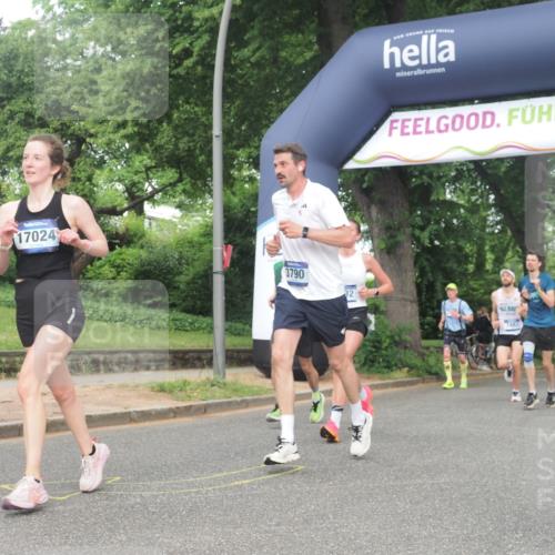 29.06.2025 - hella hamburg halbmarathon KatJ http://msf.ph/oto/8384764 29.06.2025 10:25:44 Zwischen KM18-KM19 2196, 3790, 5092, 5307 meine-sportfotos.de