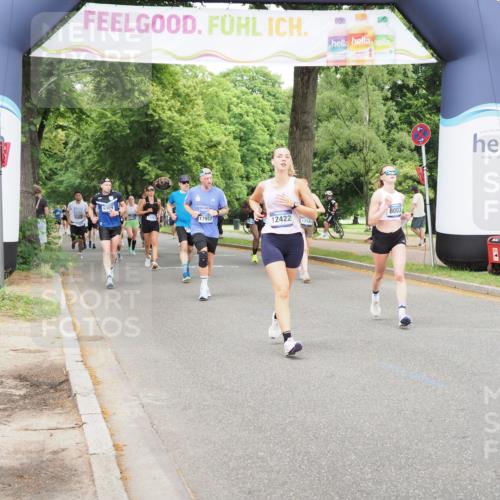 29.06.2025 - hella hamburg halbmarathon MichiJ http://msf.ph/oto/8384852 29.06.2025 10:47:13 Zwischen KM18-KM19 5272, 8749, 12422, 13583, 14902, 14965, 18133, 18551 meine-sportfotos.de