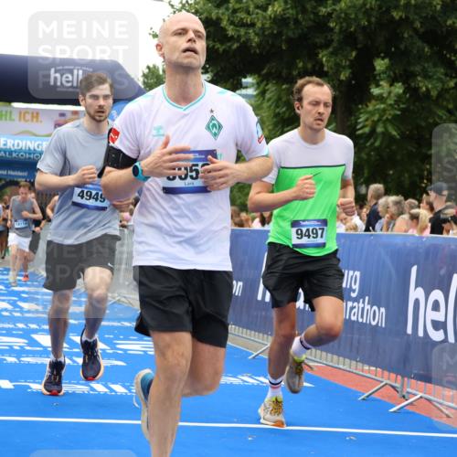 29.06.2025 - hella hamburg halbmarathon Strokosch-Dieckow http://msf.ph/oto/8384912 29.06.2025 10:46:16 Ziel 1569, 1600, 1759, 2048, 2590, 3056, 3087, 4949, 6388, 6691, 7335, 7450, 8142, 9497, 10796, 11094, 11185, 11773, 12171, 12651, 13698, 14200, 14262, 16127, 17190, 18118, 18211, 18637, 18797 meine-sportfotos.de