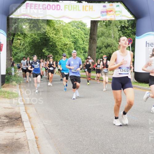 29.06.2025 - hella hamburg halbmarathon MichiJ http://msf.ph/oto/8384956 29.06.2025 10:47:14 Zwischen KM18-KM19 5272, 8003, 12422, 13583, 14902, 14965, 17145, 18133, 18551 meine-sportfotos.de