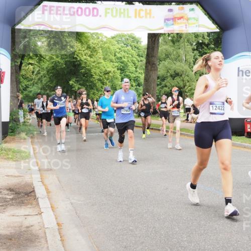 29.06.2025 - hella hamburg halbmarathon MichiJ http://msf.ph/oto/8384964 29.06.2025 10:47:14 Zwischen KM18-KM19 5272, 8003, 12422, 13583, 14902, 14965, 17145, 18133, 18551 meine-sportfotos.de