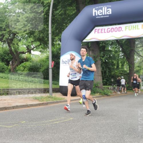 29.06.2025 - hella hamburg halbmarathon KatJ http://msf.ph/oto/8384976 29.06.2025 10:25:46 Zwischen KM18-KM19 2196, 3790, 5092, 5307, 7482 meine-sportfotos.de