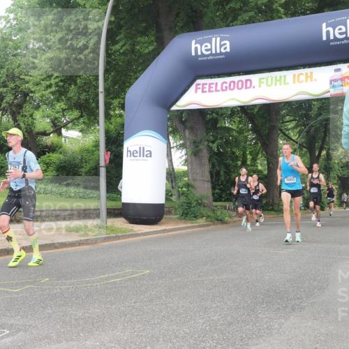 29.06.2025 - hella hamburg halbmarathon KatJ http://msf.ph/oto/8385055 29.06.2025 10:25:48 Zwischen KM18-KM19 2767, 3790, 5003, 5092, 5307, 7482 meine-sportfotos.de