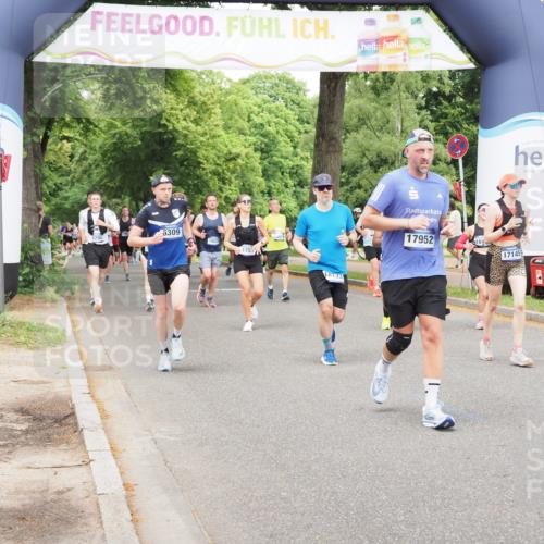 29.06.2025 - hella hamburg halbmarathon MichiJ http://msf.ph/oto/8385063 29.06.2025 10:47:16 Zwischen KM18-KM19 5775, 5885, 6309, 8003, 10576, 11753, 12422, 14902, 14965, 16915, 17145, 17952, 18029, 18133, 18266 meine-sportfotos.de