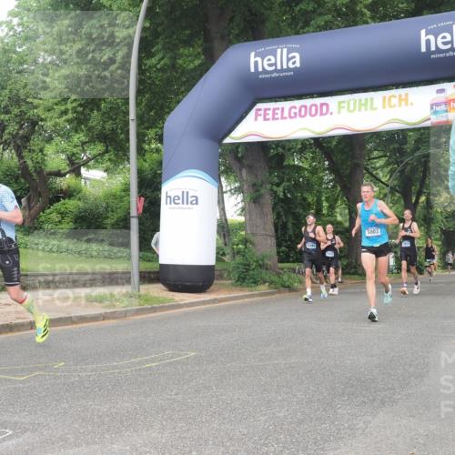 29.06.2025 - hella hamburg halbmarathon KatJ http://msf.ph/oto/8385087 29.06.2025 10:25:48 Zwischen KM18-KM19 2767, 3790, 5003, 5092, 5307, 7482 meine-sportfotos.de