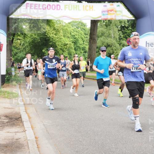 29.06.2025 - hella hamburg halbmarathon MichiJ http://msf.ph/oto/8385102 29.06.2025 10:47:16 Zwischen KM18-KM19 5775, 5885, 6309, 8003, 10576, 11753, 12422, 14902, 14965, 16915, 17145, 17952, 18029, 18133, 18266 meine-sportfotos.de