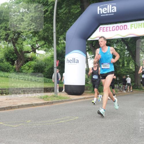 29.06.2025 - hella hamburg halbmarathon KatJ http://msf.ph/oto/8385196 29.06.2025 10:25:49 Zwischen KM18-KM19 2767, 3790, 5003, 5092, 5307, 7482 meine-sportfotos.de