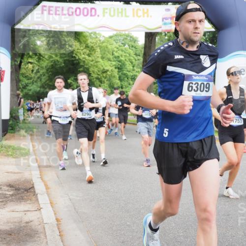 29.06.2025 - hella hamburg halbmarathon MichiJ http://msf.ph/oto/8385219 29.06.2025 10:47:18 Zwischen KM18-KM19 5775, 5885, 6309, 7761, 8003, 8290, 10576, 11753, 12422, 12491, 16915, 17145, 17952, 18029, 18133, 18266 meine-sportfotos.de