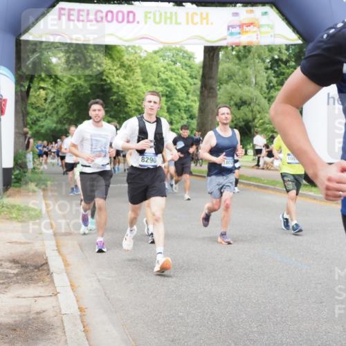 29.06.2025 - hella hamburg halbmarathon MichiJ http://msf.ph/oto/8385244 29.06.2025 10:47:18 Zwischen KM18-KM19 5775, 5885, 6309, 7761, 8003, 8290, 10576, 11753, 12422, 12491, 16915, 17145, 17952, 18029, 18133, 18266 meine-sportfotos.de