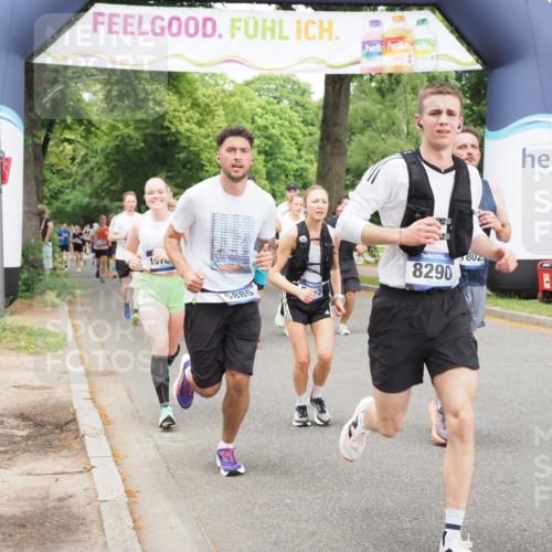 29.06.2025 - hella hamburg halbmarathon MichiJ http://msf.ph/oto/8385294 29.06.2025 10:47:19 Zwischen KM18-KM19 2978, 5775, 5885, 6309, 7761, 8003, 8290, 10576, 11753, 12422, 12491, 14224, 15785, 16915, 17145, 17952, 18029, 18133, 18266 meine-sportfotos.de
