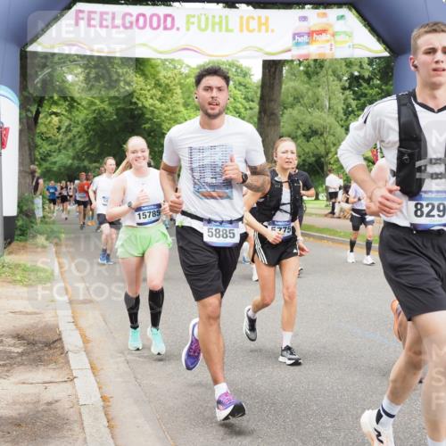 29.06.2025 - hella hamburg halbmarathon MichiJ http://msf.ph/oto/8385320 29.06.2025 10:47:20 Zwischen KM18-KM19 2978, 5775, 5885, 6309, 7761, 8003, 8290, 10576, 11114, 11753, 12491, 14224, 15785, 16915, 17145, 17952, 18029, 18133, 18266, 19159 meine-sportfotos.de