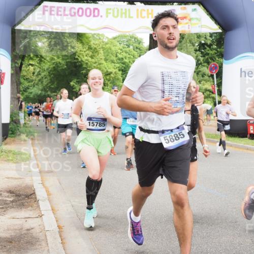 29.06.2025 - hella hamburg halbmarathon MichiJ http://msf.ph/oto/8385351 29.06.2025 10:47:20 Zwischen KM18-KM19 2978, 5775, 5885, 6309, 7761, 8003, 8290, 10576, 11114, 11753, 12491, 14224, 15785, 16915, 17145, 17952, 18029, 18133, 18266, 19159 meine-sportfotos.de