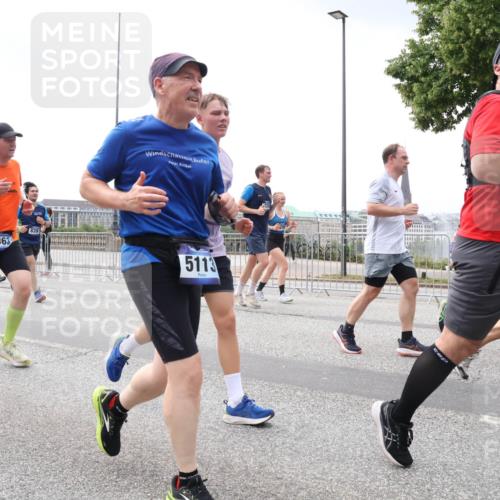 29.06.2025 - hella hamburg halbmarathon Lena Gebhardt http://msf.ph/oto/8385554 29.06.2025 10:40:29 Lombardsbrücke 6463, 839, 5113, 1018, 1037, 1075, 1291, 1323, 1691, 2019, 2042, 2109, 2173, 2206, 2254, 2515, 2572, 2762, 2763, 2866, 2888, 3121, 3237, 3293, 3295, 3306, 3432, 3515, 3607, 3808, 3810, 4044, 4173, 4271, 4411, 4471, 4612, 4756, 4906, 4972, 5059, 5113, 5263, 5351, 5352, 5702, 5877, 5901, 5975, 6076, 6097, 6163, 6229, 6278, 6280, 6363, 6463, 6548, 6673, 6750, 6866, 6876, 6890, 6920, 7108, 7174, 7675, 7850, 7956, 8053, 8054, 8307, 8378, 8391 meine-sportfotos.de