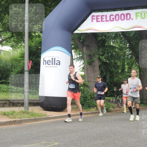 29.06.2025 - hella hamburg halbmarathon KatJ http://msf.ph/oto/8385607 29.06.2025 10:25:56 Zwischen KM18-KM19  meine-sportfotos.de