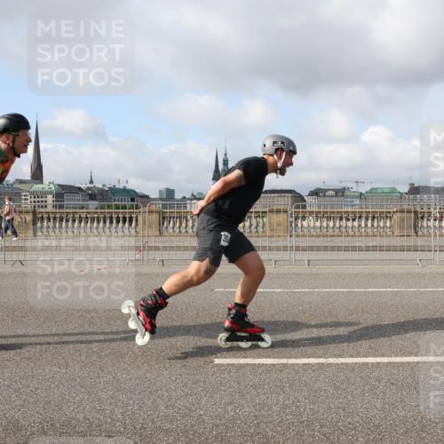 29.06.2025 - hella hamburg halbmarathon Lena Gebhardt http://msf.ph/oto/8385615 29.06.2025 08:52:54 Lombardsbrücke 238 meine-sportfotos.de
