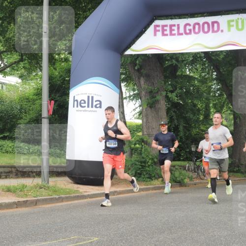 29.06.2025 - hella hamburg halbmarathon KatJ http://msf.ph/oto/8385636 29.06.2025 10:25:57 Zwischen KM18-KM19 6095 meine-sportfotos.de