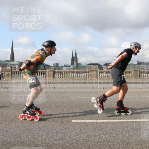 29.06.2025 - hella hamburg halbmarathon Lena Gebhardt http://msf.ph/oto/8385751 29.06.2025 08:52:54 Lombardsbrücke 238 meine-sportfotos.de