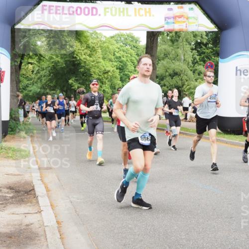 29.06.2025 - hella hamburg halbmarathon MichiJ http://msf.ph/oto/8385814 29.06.2025 10:47:26 Zwischen KM18-KM19 1420, 2391, 2978, 5839, 6201, 7759, 8290, 8662, 9006, 9611, 11114, 12491, 12862, 14224, 15785, 17630, 18000, 18757, 19117, 19146, 19159, 19166 meine-sportfotos.de