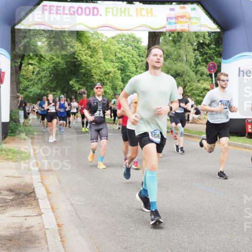 29.06.2025 - hella hamburg halbmarathon MichiJ http://msf.ph/oto/8385821 29.06.2025 10:47:26 Zwischen KM18-KM19 1420, 2391, 2978, 5839, 6201, 7759, 8290, 8662, 9006, 9611, 11114, 12491, 12862, 14224, 15785, 17630, 18000, 18757, 19117, 19146, 19159, 19166 meine-sportfotos.de