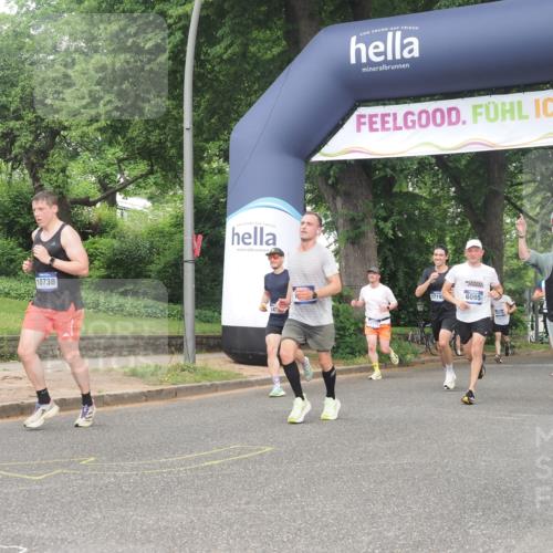 29.06.2025 - hella hamburg halbmarathon KatJ http://msf.ph/oto/8385824 29.06.2025 10:25:58 Zwischen KM18-KM19 6095 meine-sportfotos.de