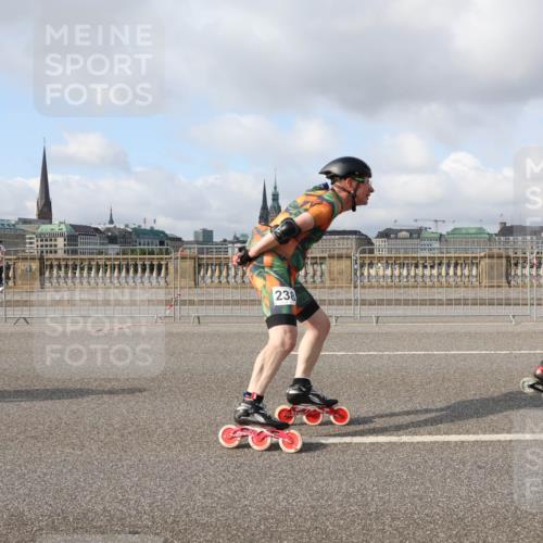 29.06.2025 - hella hamburg halbmarathon Lena Gebhardt http://msf.ph/oto/8385845 29.06.2025 08:52:54 Lombardsbrücke 238, 384 meine-sportfotos.de