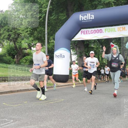 29.06.2025 - hella hamburg halbmarathon KatJ http://msf.ph/oto/8385946 29.06.2025 10:25:58 Zwischen KM18-KM19 6095 meine-sportfotos.de