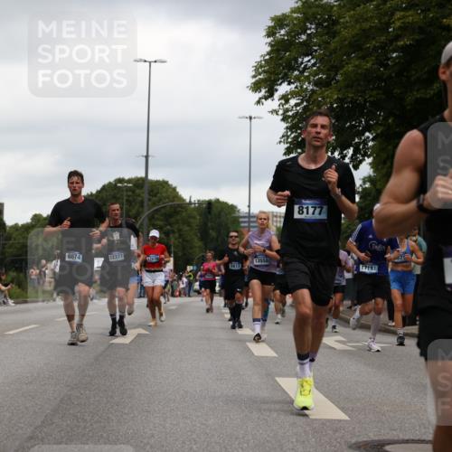 29.06.2025 - hella hamburg halbmarathon Yannick Fuchs http://msf.ph/oto/8386156 29.06.2025 10:55:19 20KM 1823, 2391, 2426, 2591, 4068, 5379, 5613, 5775, 5870, 6674, 6708, 7033, 7250, 7757, 8177, 8483, 8531, 9071, 9453, 9611, 9752, 9932, 9984, 10031, 10295, 10882, 11515, 12377, 12787, 12789, 12908, 13086, 13558, 15008, 16614, 17181, 17670, 17951, 18133 meine-sportfotos.de