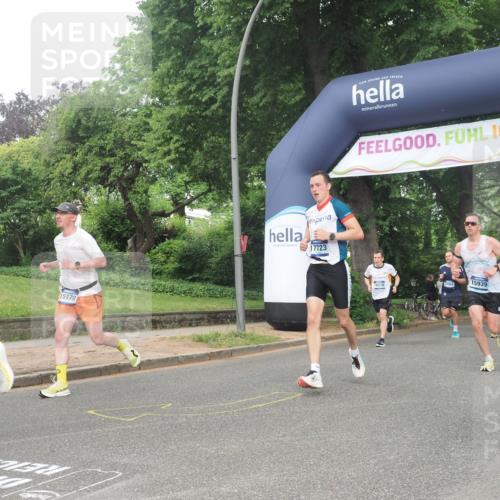 29.06.2025 - hella hamburg halbmarathon KatJ http://msf.ph/oto/8386207 29.06.2025 10:26:00 Zwischen KM18-KM19 6095 meine-sportfotos.de