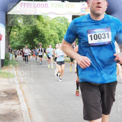 29.06.2025 - hella hamburg halbmarathon MichiJ http://msf.ph/oto/8386306 29.06.2025 10:47:35 Zwischen KM18-KM19 1364, 1653, 3097, 4068, 4592, 6487, 6921, 7033, 8191, 8923, 9020, 9021, 10031, 10036, 10534, 10943, 13459, 13488, 15525, 15673, 16439, 17860, 17951 meine-sportfotos.de