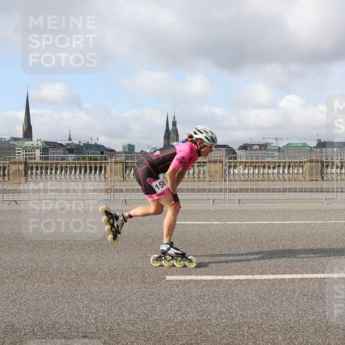 29.06.2025 - hella hamburg halbmarathon Lena Gebhardt http://msf.ph/oto/8386415 29.06.2025 08:52:55 Lombardsbrücke 158 meine-sportfotos.de