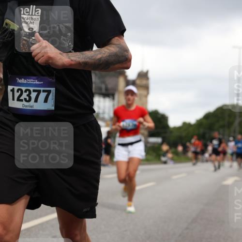 29.06.2025 - hella hamburg halbmarathon Yannick Fuchs http://msf.ph/oto/8386559 29.06.2025 10:55:24 20KM 1823, 2086, 2391, 2426, 2591, 3400, 4068, 5379, 5613, 5870, 6391, 6674, 7033, 7250, 7757, 8177, 8483, 8531, 8590, 9071, 9453, 9611, 9752, 9932, 10031, 10295, 10882, 11465, 11515, 12377, 12787, 12789, 12908, 13064, 13086, 13491, 13558, 14628, 15008, 16128, 16145, 16614, 17181, 17670 meine-sportfotos.de