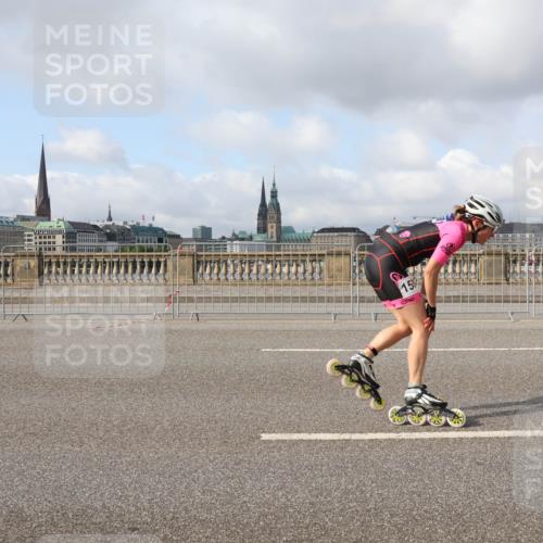 29.06.2025 - hella hamburg halbmarathon Lena Gebhardt http://msf.ph/oto/8386613 29.06.2025 08:52:55 Lombardsbrücke 15 meine-sportfotos.de