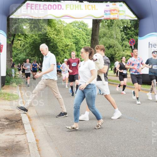 29.06.2025 - hella hamburg halbmarathon MichiJ http://msf.ph/oto/8386828 29.06.2025 10:47:42 Zwischen KM18-KM19 1006, 1414, 1453, 2011, 2086, 2322, 2323, 7033, 8923, 10943, 12787, 13086, 15525, 15901, 16439, 17860 meine-sportfotos.de