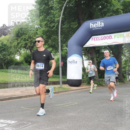 29.06.2025 - hella hamburg halbmarathon KatJ http://msf.ph/oto/8386856 29.06.2025 10:26:05 Zwischen KM18-KM19 2404, 6095, 6529, 7310 meine-sportfotos.de