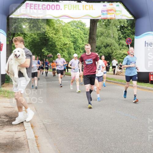 29.06.2025 - hella hamburg halbmarathon MichiJ http://msf.ph/oto/8386905 29.06.2025 10:47:43 Zwischen KM18-KM19 1006, 1414, 1453, 2011, 2086, 2322, 2323, 8923, 12787, 13086, 15525, 15901, 16439, 17860 meine-sportfotos.de