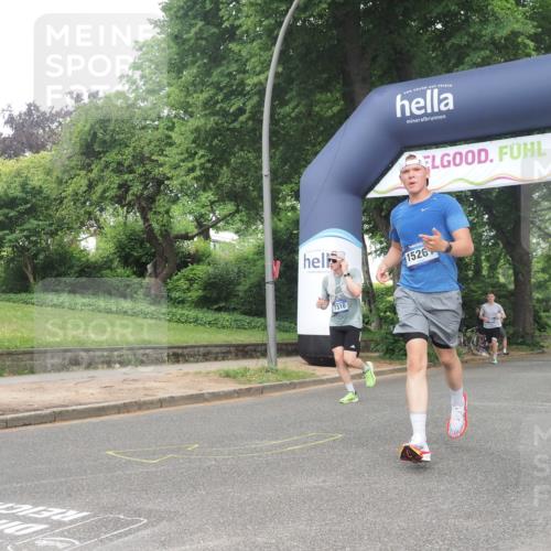 29.06.2025 - hella hamburg halbmarathon KatJ http://msf.ph/oto/8386992 29.06.2025 10:26:05 Zwischen KM18-KM19 2404, 6095, 6529, 7310 meine-sportfotos.de