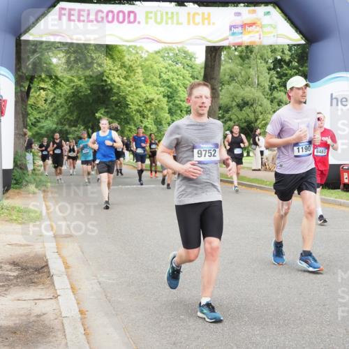 29.06.2025 - hella hamburg halbmarathon MichiJ http://msf.ph/oto/8387043 29.06.2025 10:47:47 Zwischen KM18-KM19 1006, 1190, 1414, 2011, 2322, 2323, 8483, 9752, 11702, 11782, 12787, 13086, 15901 meine-sportfotos.de