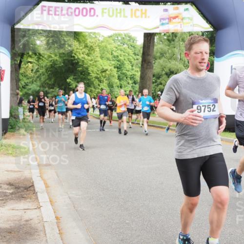29.06.2025 - hella hamburg halbmarathon MichiJ http://msf.ph/oto/8387072 29.06.2025 10:47:47 Zwischen KM18-KM19 1006, 1190, 1414, 2011, 2322, 2323, 8483, 9752, 11702, 11782, 12787, 13086, 15901 meine-sportfotos.de
