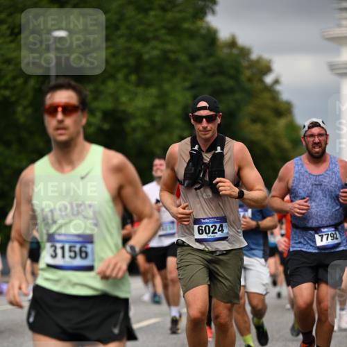 29.06.2025 - hella hamburg halbmarathon Dr. Thomas Lammeyer http://msf.ph/oto/8387489 29.06.2025 10:20:35 Kennedybrücke 1244, 1599, 1602, 2165, 2347, 2803, 2912, 3023, 3030, 3134, 3156, 3176, 3484, 3648, 3687, 4478, 4637, 5036, 6024, 6742, 6935, 7158, 7358, 7753, 7792, 7924, 7928, 8263, 8295, 8317, 8597, 8619, 8645, 8707, 8847, 8857, 9091, 9332, 9492, 9628, 9664, 9676, 9802, 9810, 9891, 10076, 10107, 10139, 10141, 10183, 10575, 11236, 11344, 11345, 11428 meine-sportfotos.de