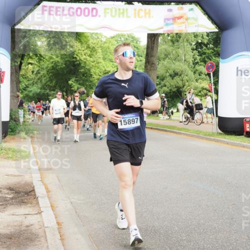 29.06.2025 - hella hamburg halbmarathon MichiJ http://msf.ph/oto/8387501 29.06.2025 10:47:57 Zwischen KM18-KM19 3740, 5602, 5603, 5708, 6580, 7006, 7757, 8154, 8422, 8807, 9932, 10797, 11465, 11515, 13516, 13558, 15897, 16614, 17045 meine-sportfotos.de