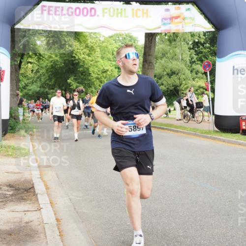 29.06.2025 - hella hamburg halbmarathon MichiJ http://msf.ph/oto/8387516 29.06.2025 10:47:58 Zwischen KM18-KM19 3400, 3740, 5602, 5603, 5708, 6580, 7006, 7757, 8154, 8807, 9932, 10797, 11515, 13516, 13558, 15897, 16614, 17045, 17181, 17894 meine-sportfotos.de