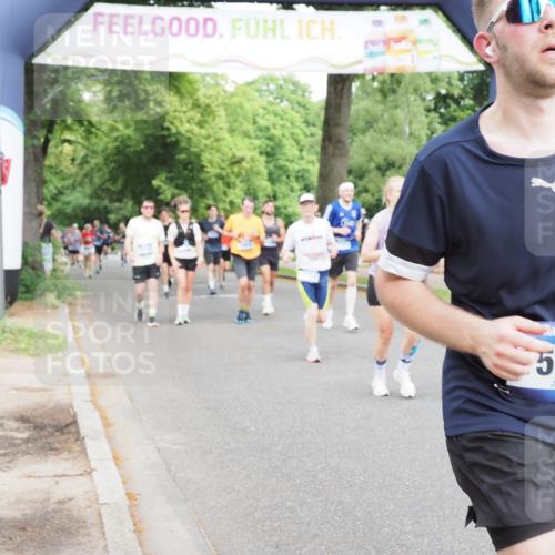 29.06.2025 - hella hamburg halbmarathon MichiJ http://msf.ph/oto/8387585 29.06.2025 10:47:58 Zwischen KM18-KM19 3400, 3740, 5602, 5603, 5708, 6580, 7006, 7757, 8154, 8807, 9932, 10797, 11515, 13516, 13558, 15897, 16614, 17045, 17181, 17894 meine-sportfotos.de