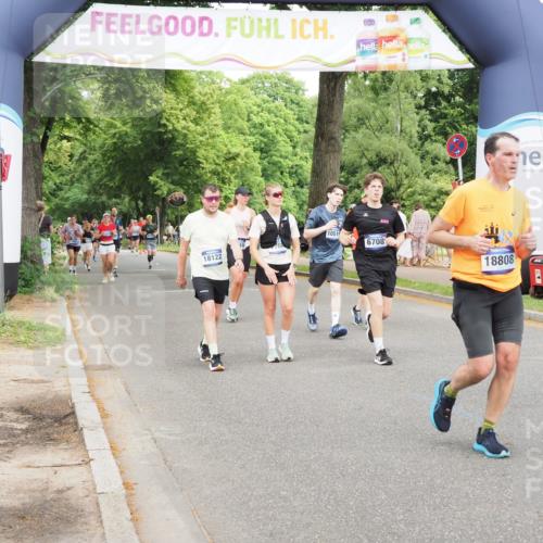 29.06.2025 - hella hamburg halbmarathon MichiJ http://msf.ph/oto/8387754 29.06.2025 10:48:02 Zwischen KM18-KM19 3400, 5602, 5603, 6708, 7757, 8807, 10295, 10519, 13558, 15897, 17181, 17894, 18122, 18808 meine-sportfotos.de