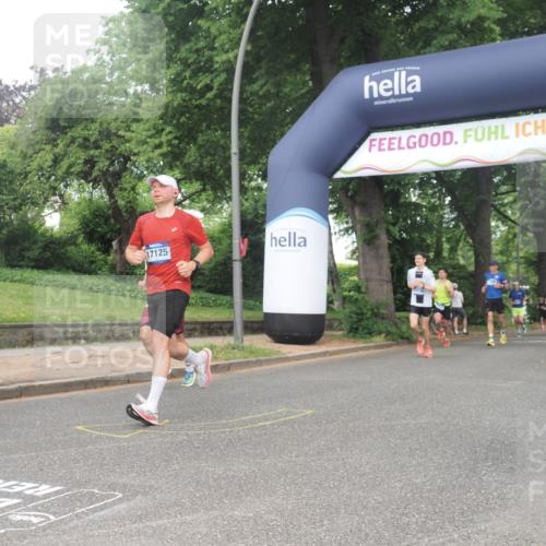 29.06.2025 - hella hamburg halbmarathon KatJ http://msf.ph/oto/8387867 29.06.2025 10:26:13 Zwischen KM18-KM19 6047, 6123 meine-sportfotos.de
