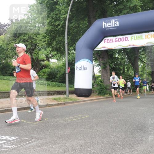 29.06.2025 - hella hamburg halbmarathon KatJ http://msf.ph/oto/8387927 29.06.2025 10:26:13 Zwischen KM18-KM19 6047, 6123 meine-sportfotos.de