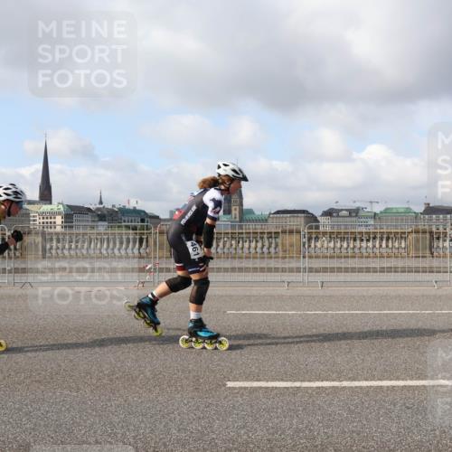 29.06.2025 - hella hamburg halbmarathon Lena Gebhardt http://msf.ph/oto/8399488 29.06.2025 08:53:11 Lombardsbrücke  meine-sportfotos.de